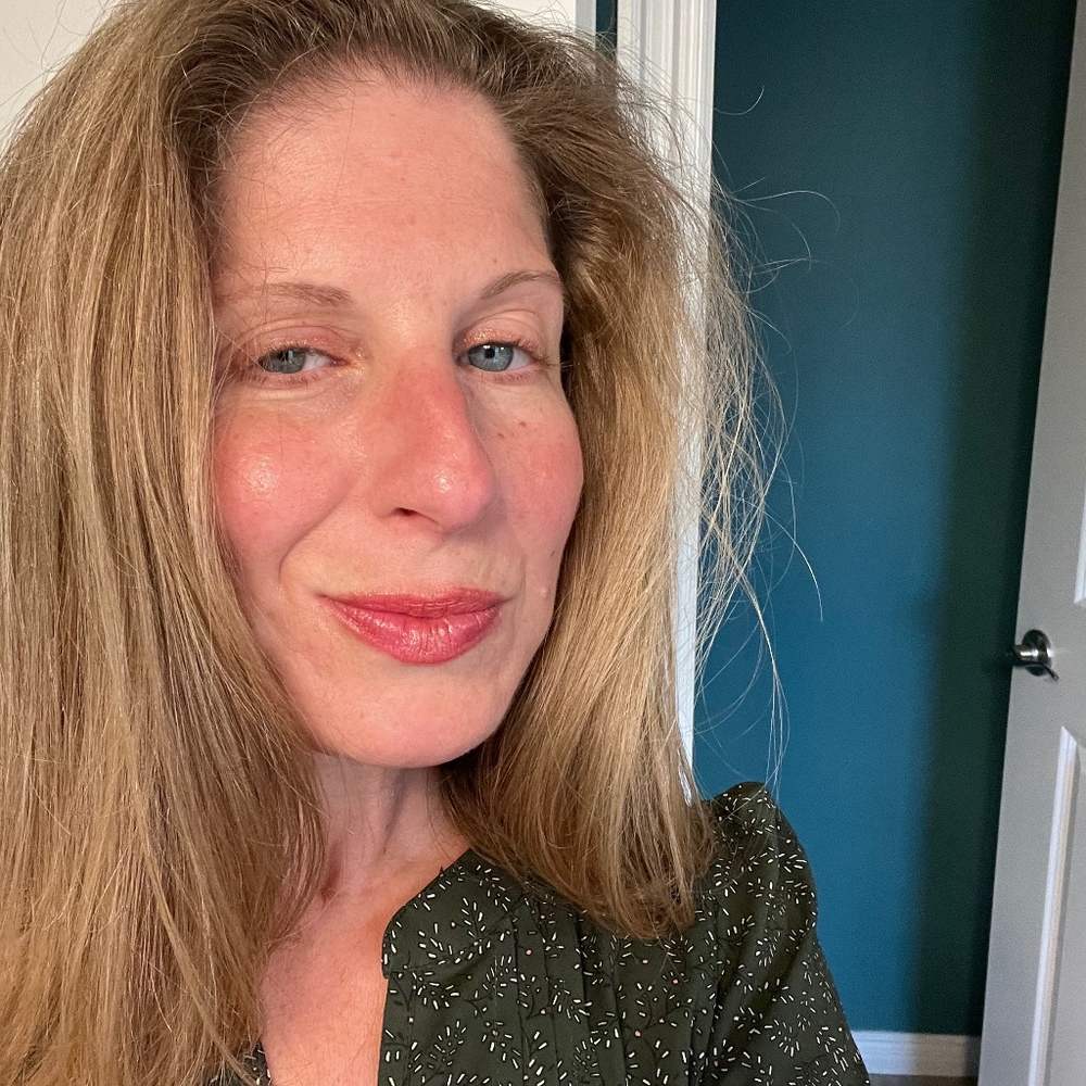 Meet your Posher, Rebecca